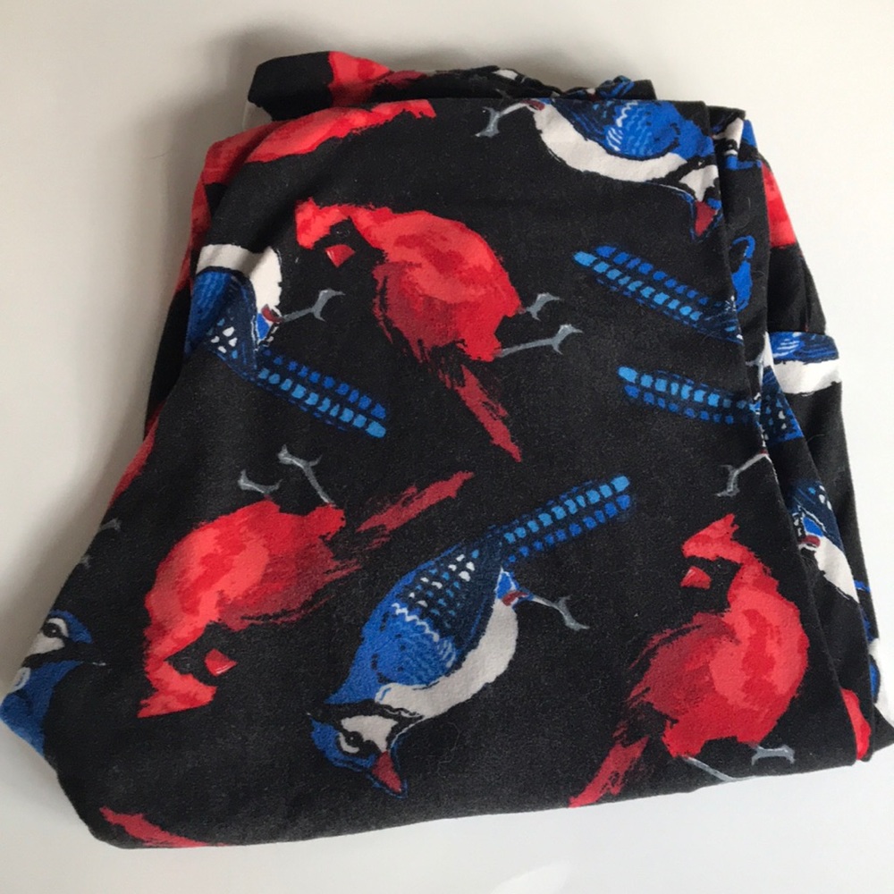 Lularoe Cardinal and BlueJay TC Leggings